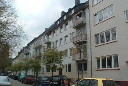 Moderne 2-Zimmer-Wohnung mit Balkon zur Miete in Altona - Wentzel Dr. - Hamburg Altona-Nord