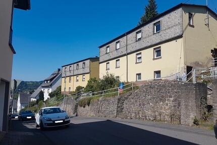 187.07 Schöne 2 ZKB Wohnung Atzenhübel 26 in Idar-Oberstein Besichtigung: