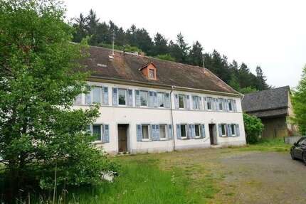 Haus zum Kaufen in Wolfstein 115.000,00 € 439.48 m²