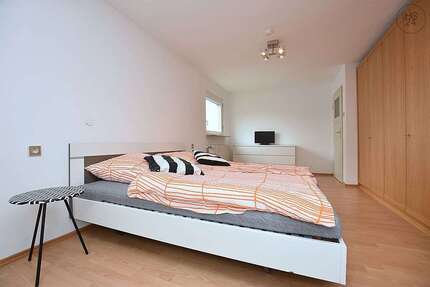 Haus zum Mieten in Stuttgart 2.090,00 € 110 m²