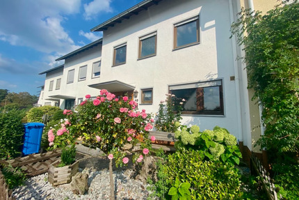 Ruhiges Einfamilienhaus mit kleinem idyllischem Wintergarten - Koblenz Lay