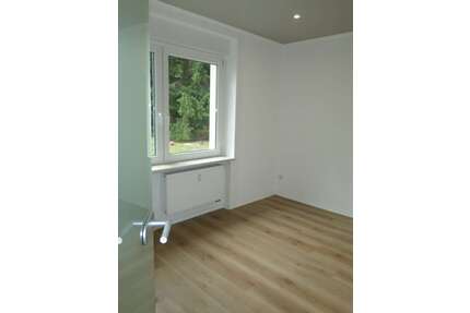 Wohnung zum Mieten in Zwickau 319,00 € 53.75 m²