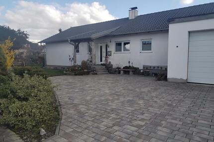Bungalow, Einfamilienhaus in Crailsheim - Tiefenbach