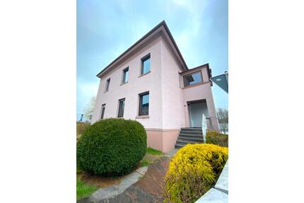 Großzügiges Haus in Altenkirchen zu vermieten! - Altenkirchen (Westerwald)