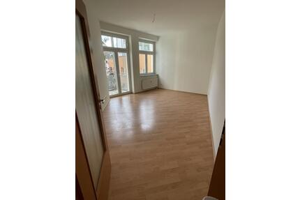 ATLAS IMMOBILIEN: Helle 3 Zimmer Wohnung in Zentraler Lage - Erfurt