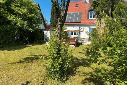 Doppelhaushälfte mit großem Südgarten in absolut ruhiger Lage - München Pasing-Obermenzing