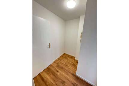 Wohnung zum Mieten in Karlsruhe 450,00 € 22 m²
