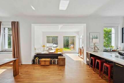 Haus zum Kaufen in Schöneiche 1.390.000,00 € 305 m²