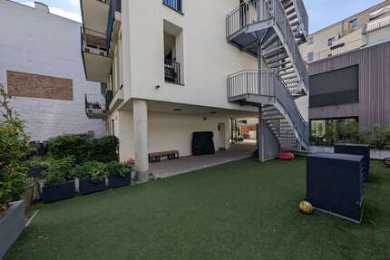 Haus zum Mieten in Berlin 3.700,00 € 150.49 m²