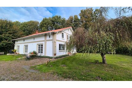 Schöner, gepflegter Resthof in sehr guter Lage (provisionsfrei!) - Ihlienworth