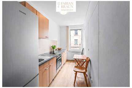 Haus zum Kaufen in Fürth 999.000,00 € 450 m²