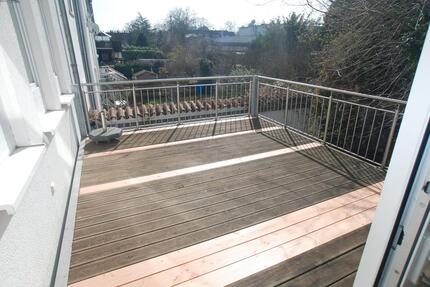 TRAUMHAFTE WOHNUNG MIT VIEL LICHT , UND TOLLER AUSSTATTUNG - Mainz Laubenheim