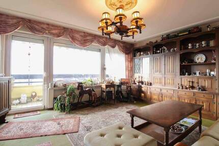 3-Zimmer-Wohnung mit Balkon und Stellplatz - zentral gelegen, sofort verfügbar - Bischofsheim