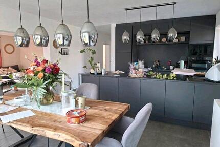 4 Zimmer Erdgeschosswohnung mit großem Garten - Königsmoos