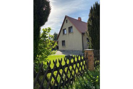 Haus Doppelhaushälfte - 87.500,00&nbsp;EUR Kaufpreis, ca.&nbsp; 115,00&nbsp;m&sup2; in Kottmar (PLZ: 02739)