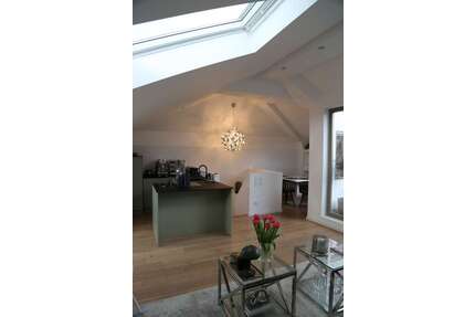 Wohnung zum Mieten in Frankfurt am Main 2.750,00 € 95 m²