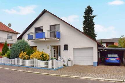 Freistehendes Einfamilienhaus 153 m² 5 Zi. großer Garten, Carport und Garage 610 m² Grundstück frei! - Sankt Leon-Rot St Leon
