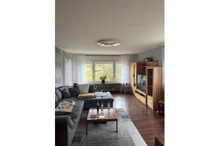 Ländlich Wohnen, städtisch Leben (EBK + 2 Balkone) - Backnang