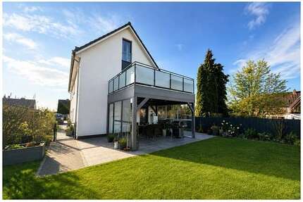 Haus zum Kaufen in Stade 759.000,00 € 214 m²
