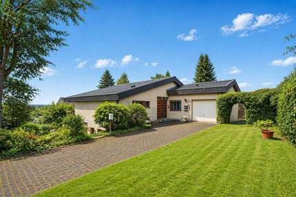 Haus zum Kaufen in Siegburg 699.000,00 € 184 m²