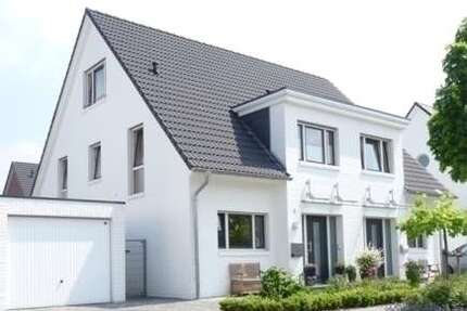 Haus zum Kaufen in Duisburg Huckingen 599.950,00 € 121 m²