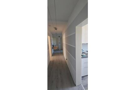 4-Zimmer-Wohnung mit Loggia und Abstellraum - zentrumsnah - Augsburg Oberhausen