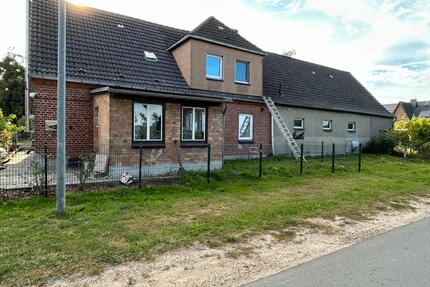 Einfamilienhaus Haus mit Pferdestall - Dassow
