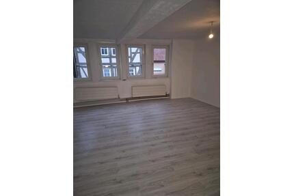 Wohnung zu Vermieten - 700,00&nbsp;EUR Kaltmiete, ca.&nbsp; 105,00&nbsp;m&sup2; in Alsfeld (PLZ: 36304)