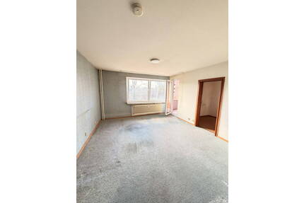 Freie Wohnung mit Potenzial - 2 Zimmer Wohnung für Handwerker - Hamburg Stellingen