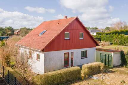 Haus zum Kaufen in Bad Saarow 350.000,00 € 141.91 m²