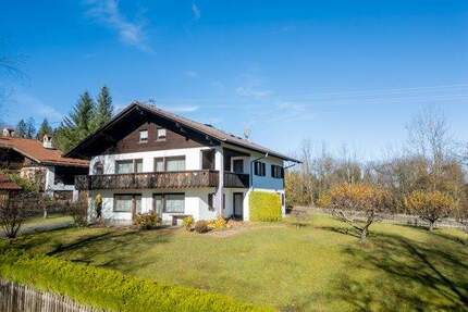 SchwaigenGrafenaschau: großes Anwesen mit Gestaltungspotential und weiterer Bebauungsmöglichkeit - Schwaigen / Grafenaschau