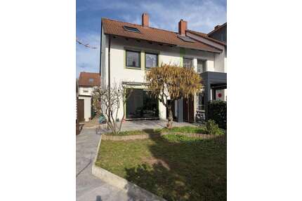 Haus zum Kaufen in Fürth 639.000,00 € 128 m²