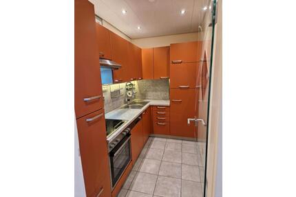 Großzügige 1-Zimmer-Wohnung, frisch und umfangreich renoviert - Villingen-Schwenningen