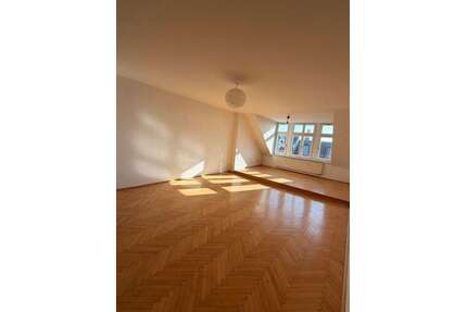 Wohnung zum Mieten in Leipzig 1.230,00 € 123.1 m²