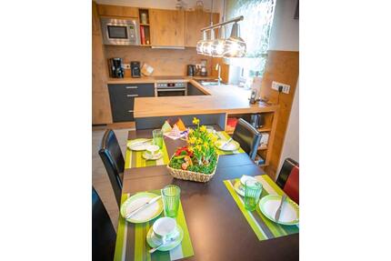 Ferienwohnung 86 qm ♦️ Erdgeschoss für bis zu 6 Personen buchbar - Burtenbach