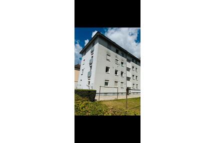 Privat 4-Zimmer-Eigentumswohnung mit Balkon und Garage - Heilbronn