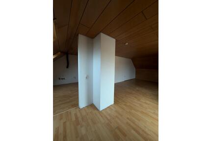 3-Zimmer Wohnung in Wendlingen - 1.140,00&nbsp;EUR Kaltmiete, ca.&nbsp; 71,00&nbsp;m&sup2; in Wendlingen am Neckar (PLZ: 73240)