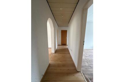 Helle 3-Zimmer-Wohnung mit Gartenmitnutzung in Gladbeck zu vermieten!