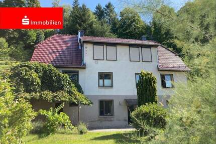 ...charmantes Zweifamilienhaus in beliebter Wohnlage von Schmalkalden