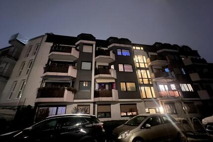 Repräsentative Maisonette-Wohnung mit Balkon und TG-Stellplatz - Düsseldorf Stadtbezirk 8