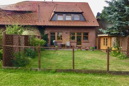 Haus zum Kaufen in Gifhorn Wilsche 315.000,00 € 140 m² - Gifhorn / Wilsche