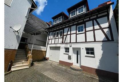 GENERATIONENWOHNEN MIT RENDITE UND GARTEN - Gladenbach