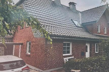 hausverkauf - 500.000,00&nbsp;EUR Kaufpreis, ca.&nbsp; 130,00&nbsp;m&sup2; in Augustdorf (PLZ: 32832)