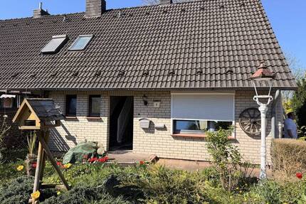 ***FRISCH RENOVIERTE DOPPELHAUSHÄLFTE ZU VERMIETEN*** - Buchholz in der Nordheide