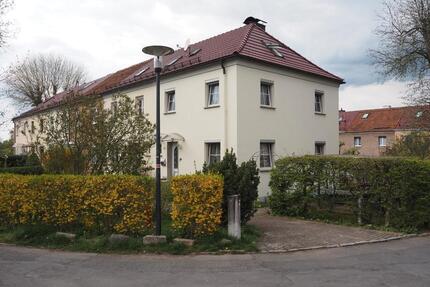 Verkaufe sehr gepflegtes Reihenendhaus, sofortiger Einzug möglich - Sonneberg