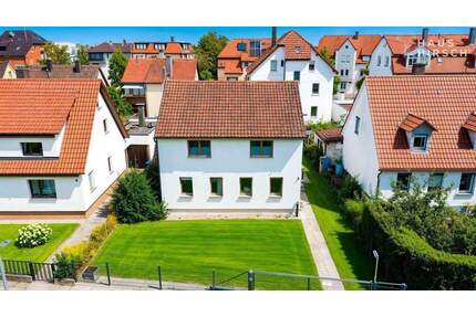 Ihr neues Zuhause: Charmantes Einfamilienhaus mit Garten mitten in Geislingen! - Geislingen an der Steige