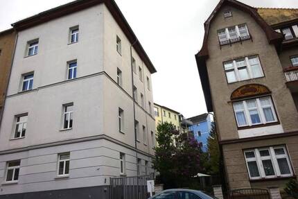Schön geschnittene 3 Zi-Whg. im 3.OG in ruhiger Wohnlage - Gera Pforten