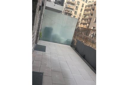 2 Zimmer mit Terasse Neubau am Gleisdreieck - Berlin Friedrichshain-Kreuzberg