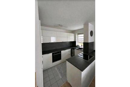 Helle 4-Zimmer Eigentumswohnung BK, FBH und Garage - Nordendorf