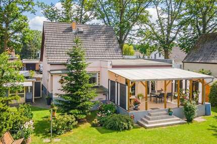 Haus zum Kaufen in Schulzendorf 430.000,00 € 115.49 m²